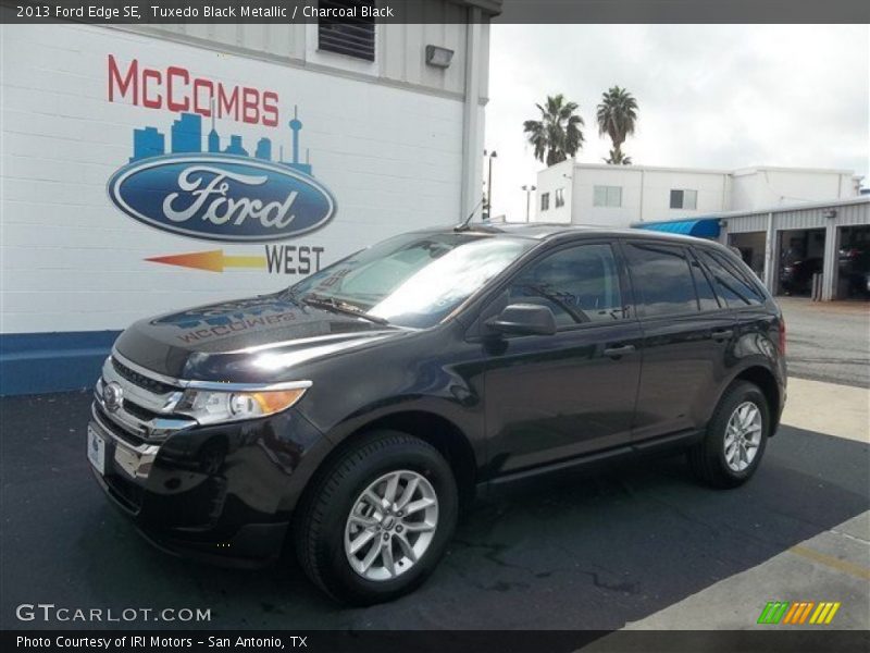 Tuxedo Black Metallic / Charcoal Black 2013 Ford Edge SE