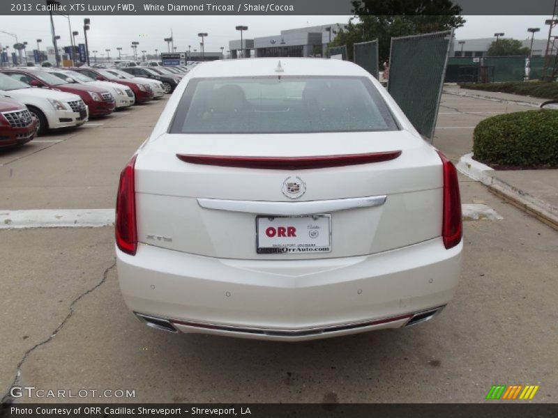 White Diamond Tricoat / Shale/Cocoa 2013 Cadillac XTS Luxury FWD