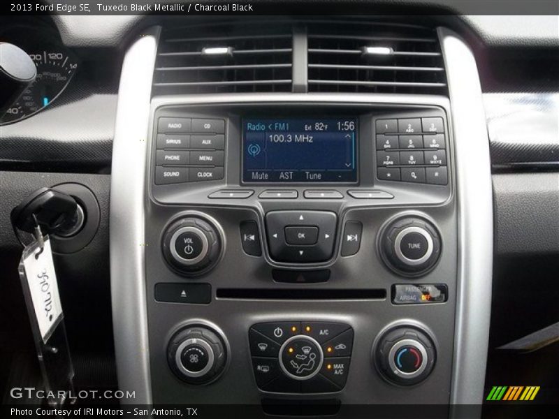Tuxedo Black Metallic / Charcoal Black 2013 Ford Edge SE