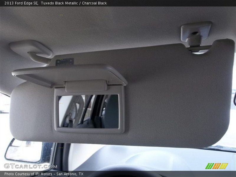 Tuxedo Black Metallic / Charcoal Black 2013 Ford Edge SE