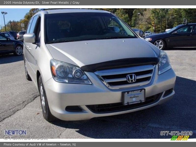 Silver Pearl Metallic / Gray 2005 Honda Odyssey EX