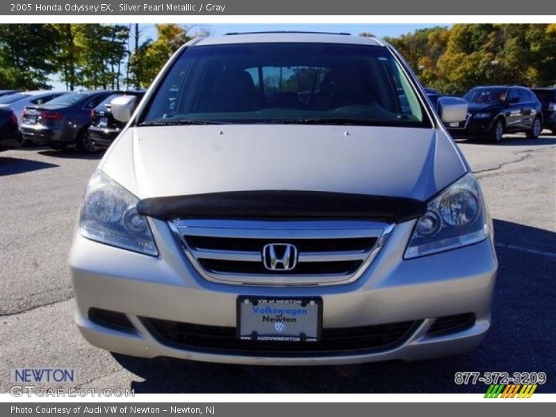 Silver Pearl Metallic / Gray 2005 Honda Odyssey EX