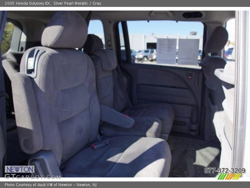 Silver Pearl Metallic / Gray 2005 Honda Odyssey EX