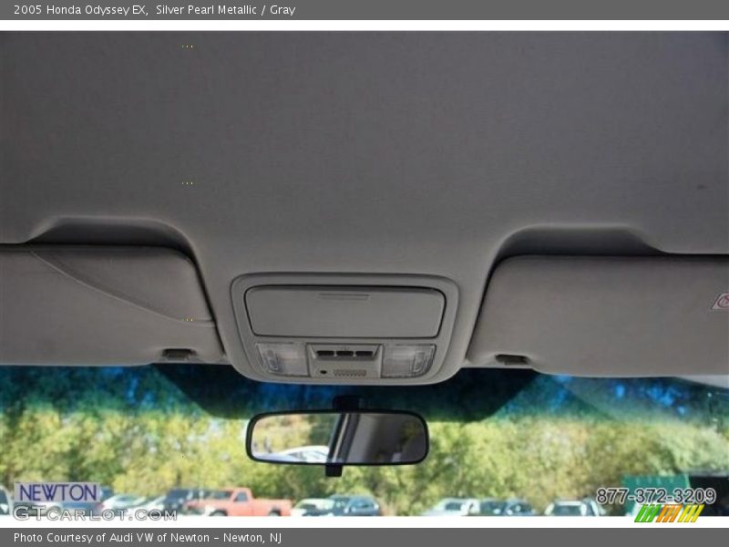 Silver Pearl Metallic / Gray 2005 Honda Odyssey EX