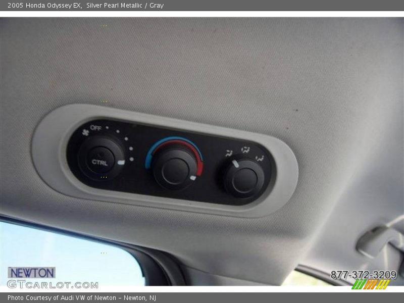Silver Pearl Metallic / Gray 2005 Honda Odyssey EX