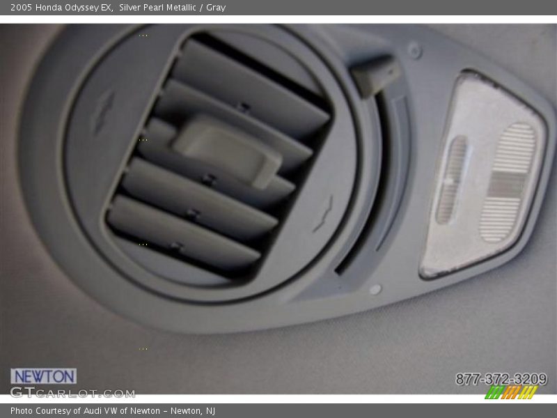 Silver Pearl Metallic / Gray 2005 Honda Odyssey EX