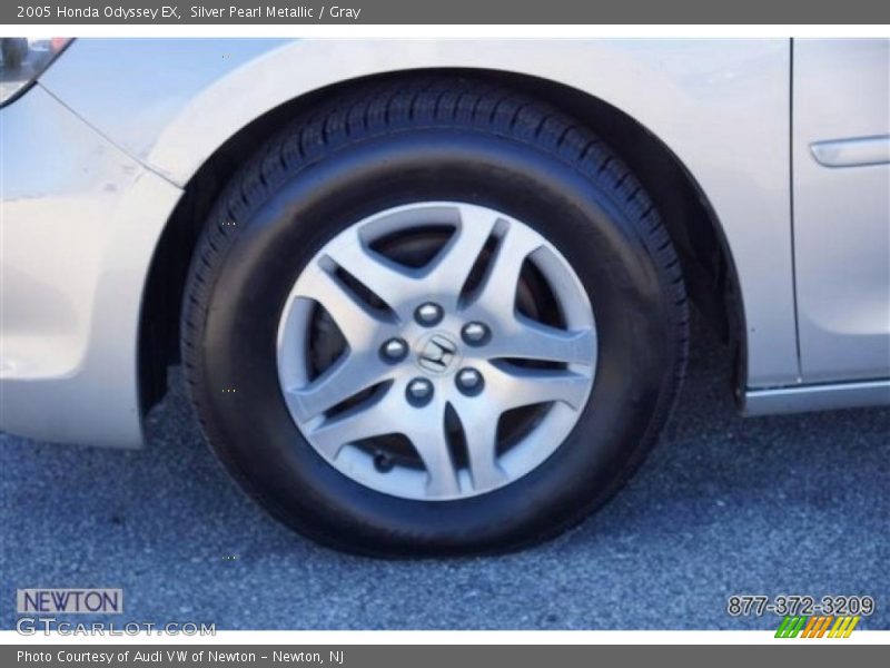 Silver Pearl Metallic / Gray 2005 Honda Odyssey EX