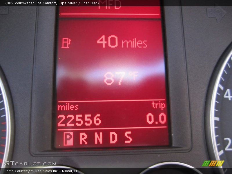 Opal Silver / Titan Black 2009 Volkswagen Eos Komfort