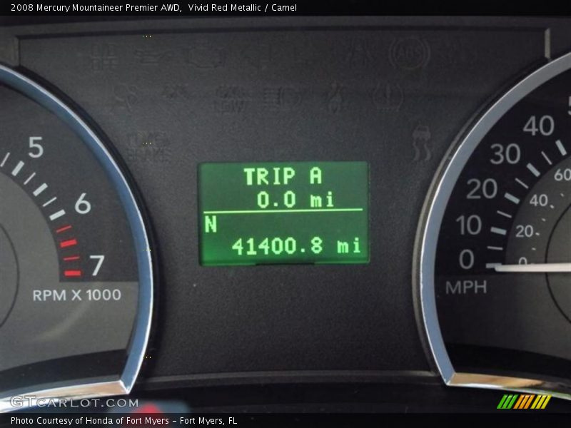 Vivid Red Metallic / Camel 2008 Mercury Mountaineer Premier AWD