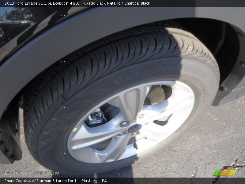Tuxedo Black Metallic / Charcoal Black 2013 Ford Escape SE 1.6L EcoBoost 4WD