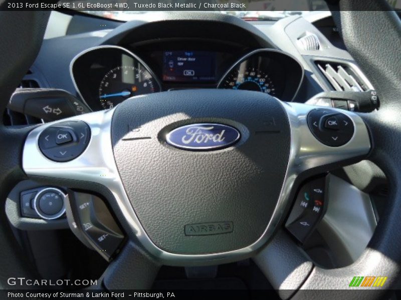 Tuxedo Black Metallic / Charcoal Black 2013 Ford Escape SE 1.6L EcoBoost 4WD