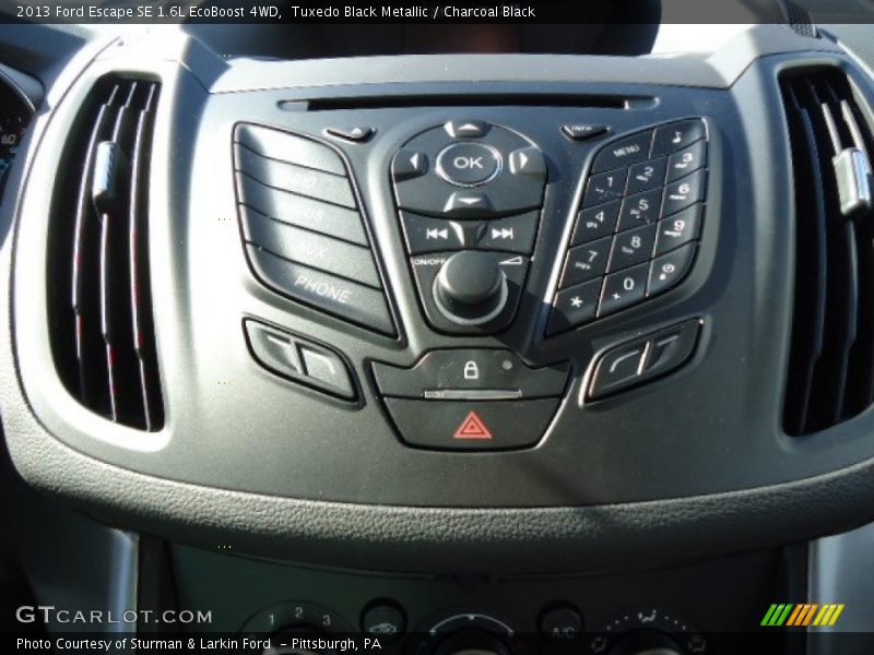Tuxedo Black Metallic / Charcoal Black 2013 Ford Escape SE 1.6L EcoBoost 4WD
