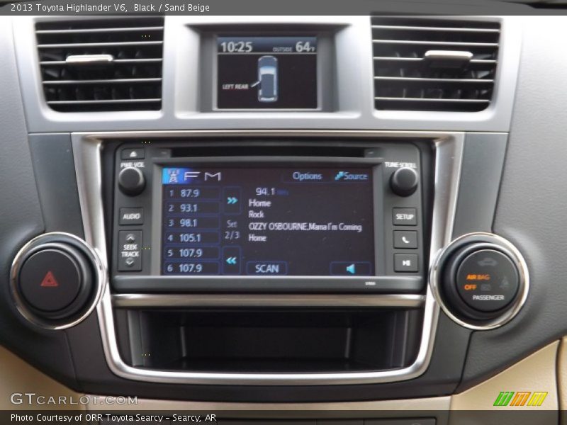 Black / Sand Beige 2013 Toyota Highlander V6