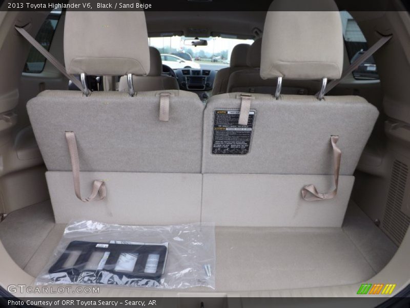 Black / Sand Beige 2013 Toyota Highlander V6