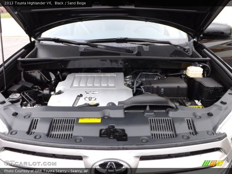 Black / Sand Beige 2013 Toyota Highlander V6
