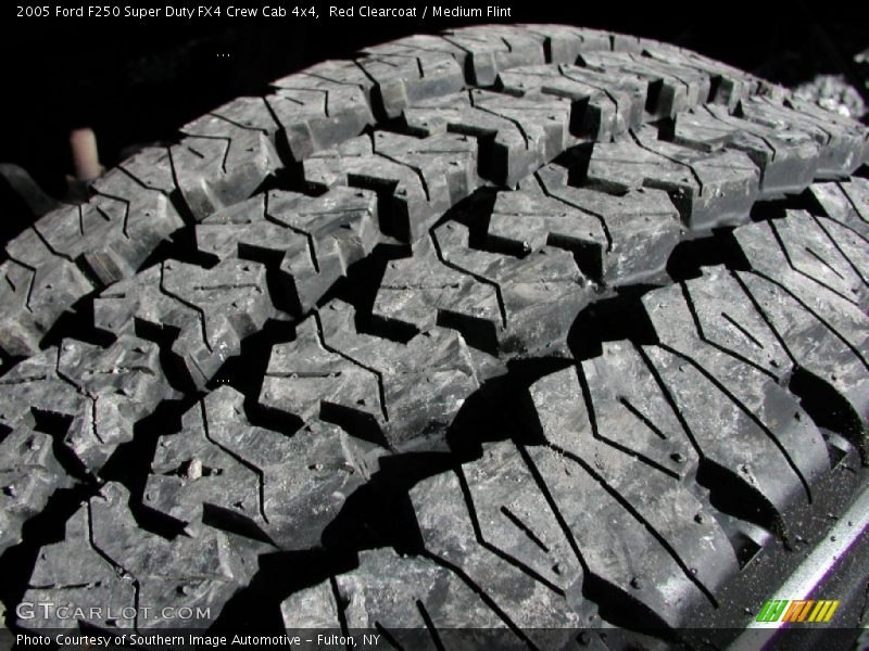 Red Clearcoat / Medium Flint 2005 Ford F250 Super Duty FX4 Crew Cab 4x4