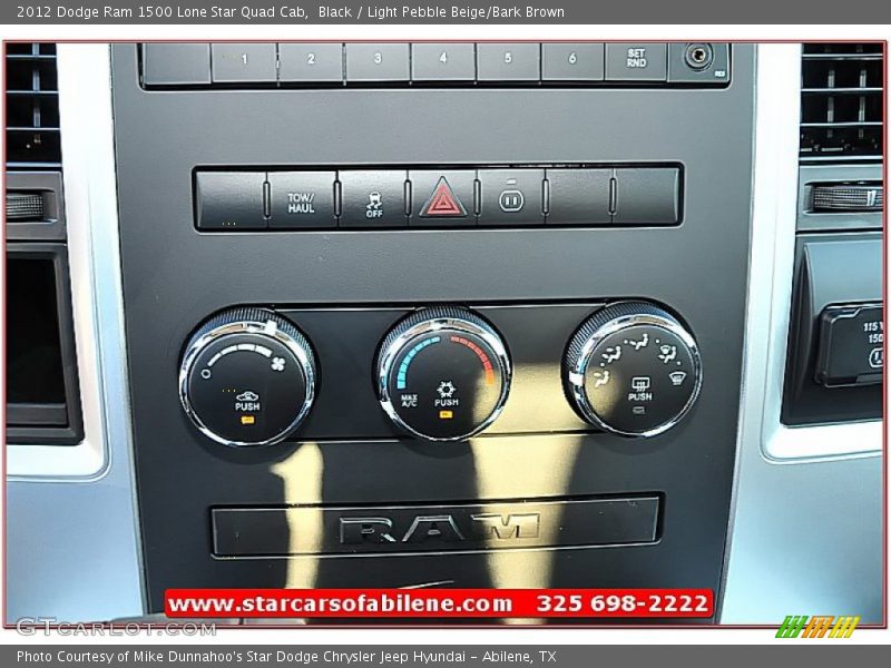 Black / Light Pebble Beige/Bark Brown 2012 Dodge Ram 1500 Lone Star Quad Cab