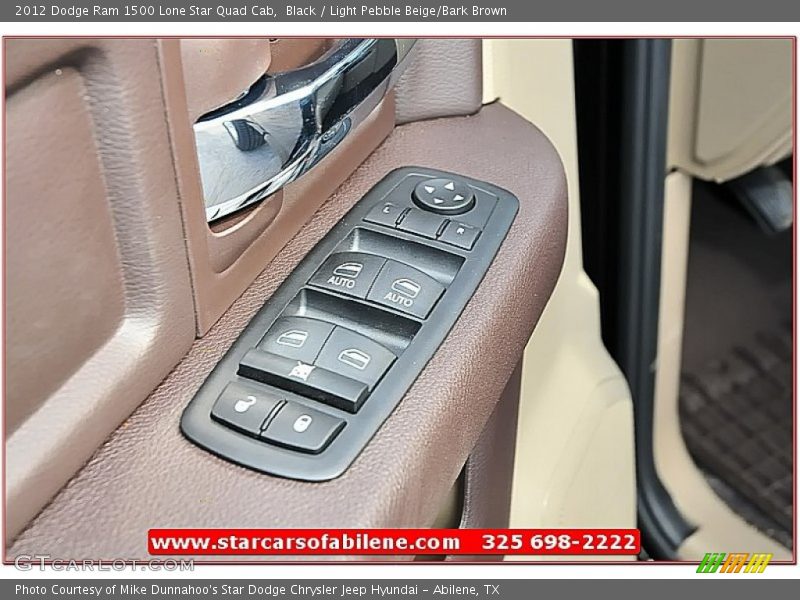 Black / Light Pebble Beige/Bark Brown 2012 Dodge Ram 1500 Lone Star Quad Cab