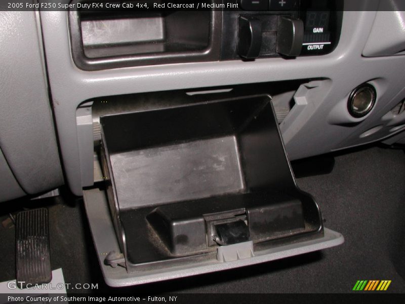 Red Clearcoat / Medium Flint 2005 Ford F250 Super Duty FX4 Crew Cab 4x4