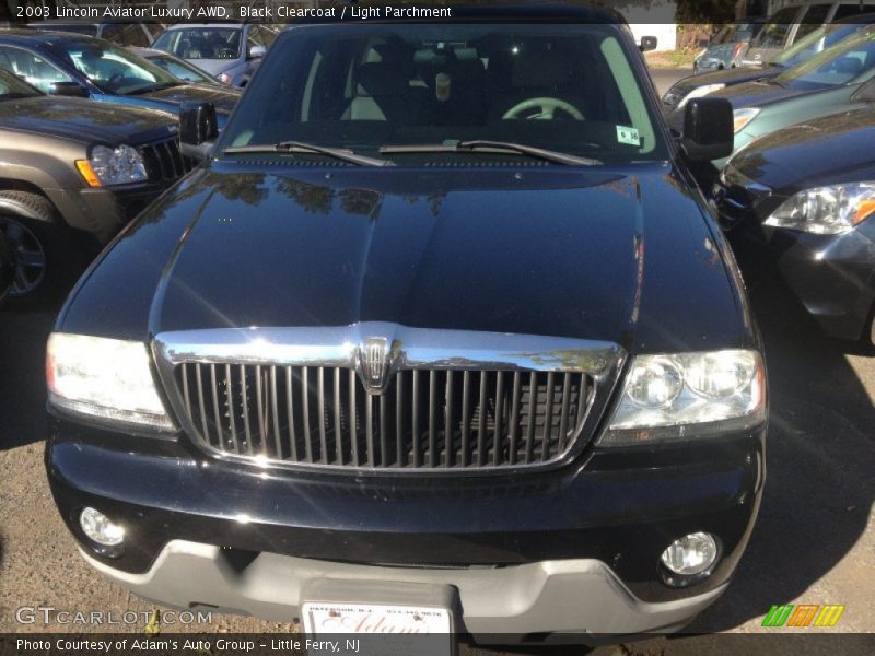 Black Clearcoat / Light Parchment 2003 Lincoln Aviator Luxury AWD