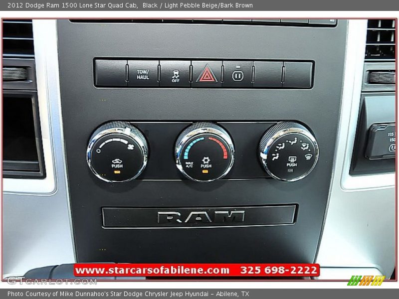 Black / Light Pebble Beige/Bark Brown 2012 Dodge Ram 1500 Lone Star Quad Cab