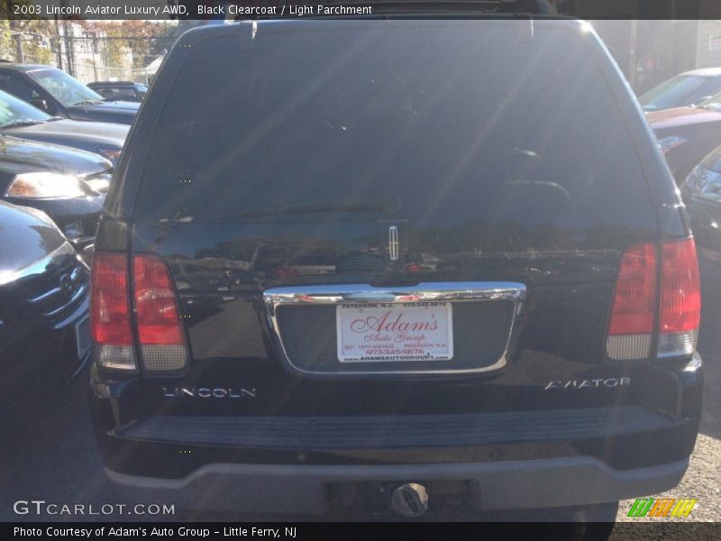 Black Clearcoat / Light Parchment 2003 Lincoln Aviator Luxury AWD