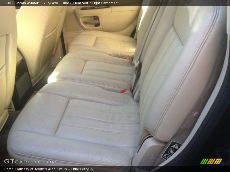 Black Clearcoat / Light Parchment 2003 Lincoln Aviator Luxury AWD