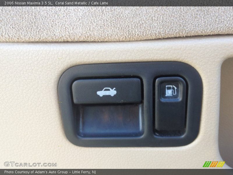Coral Sand Metallic / Cafe Latte 2006 Nissan Maxima 3.5 SL