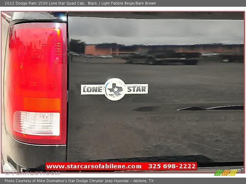 Black / Light Pebble Beige/Bark Brown 2012 Dodge Ram 1500 Lone Star Quad Cab