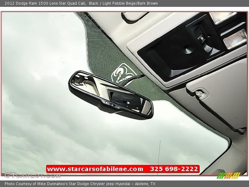 Black / Light Pebble Beige/Bark Brown 2012 Dodge Ram 1500 Lone Star Quad Cab