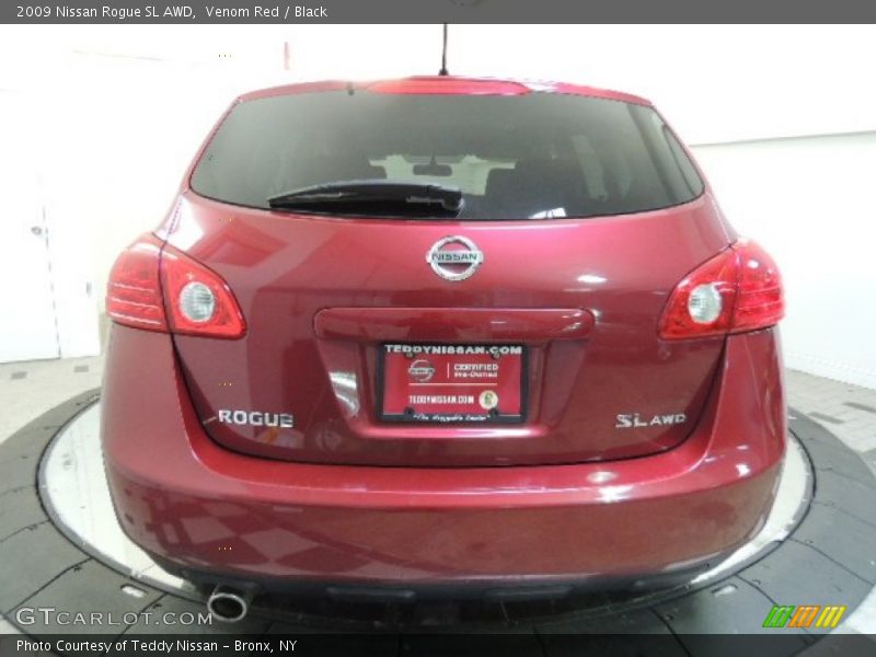 Venom Red / Black 2009 Nissan Rogue SL AWD