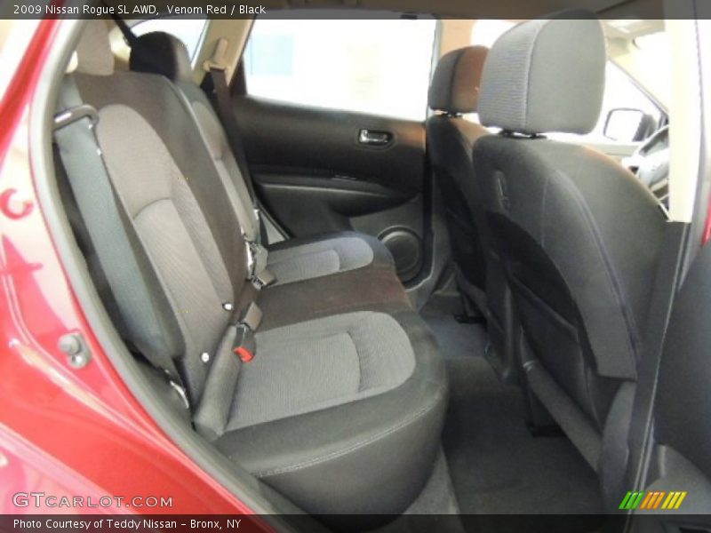 Venom Red / Black 2009 Nissan Rogue SL AWD