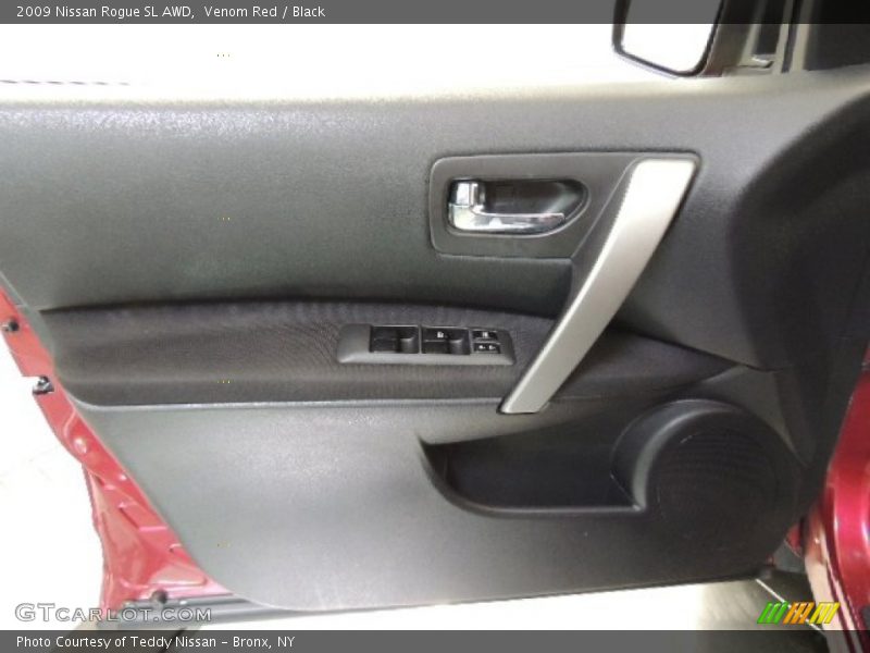 Venom Red / Black 2009 Nissan Rogue SL AWD