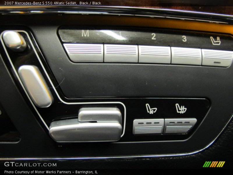 Black / Black 2007 Mercedes-Benz S 550 4Matic Sedan