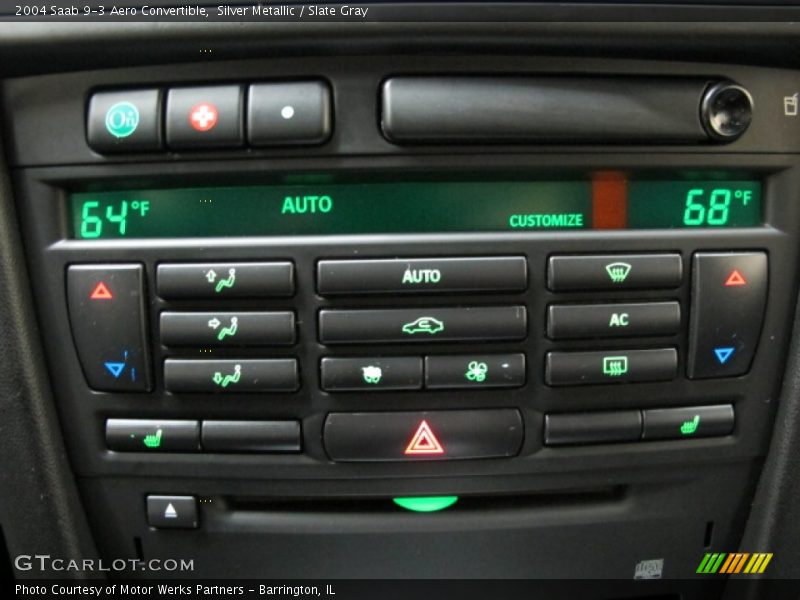 Controls of 2004 9-3 Aero Convertible