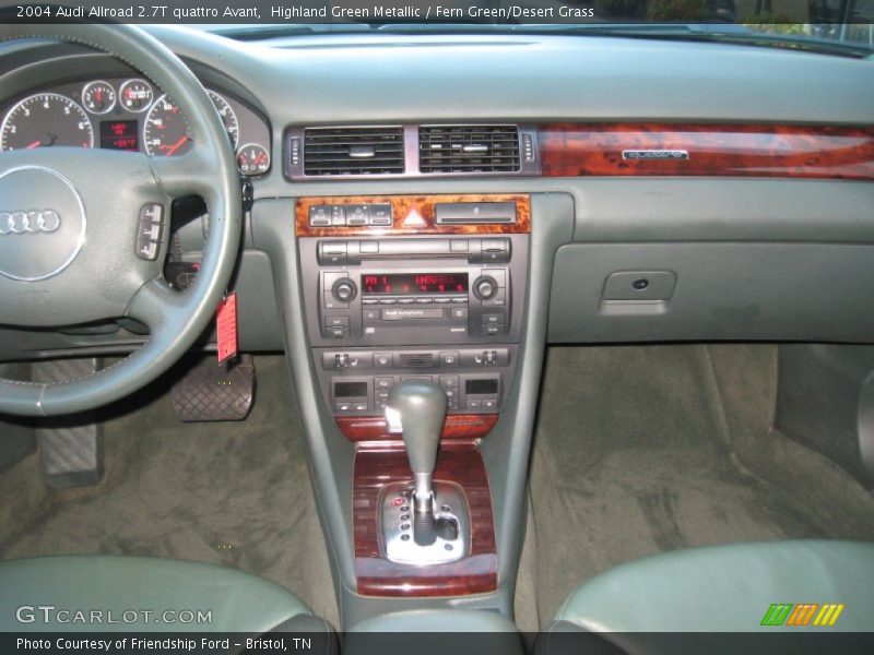 Dashboard of 2004 Allroad 2.7T quattro Avant