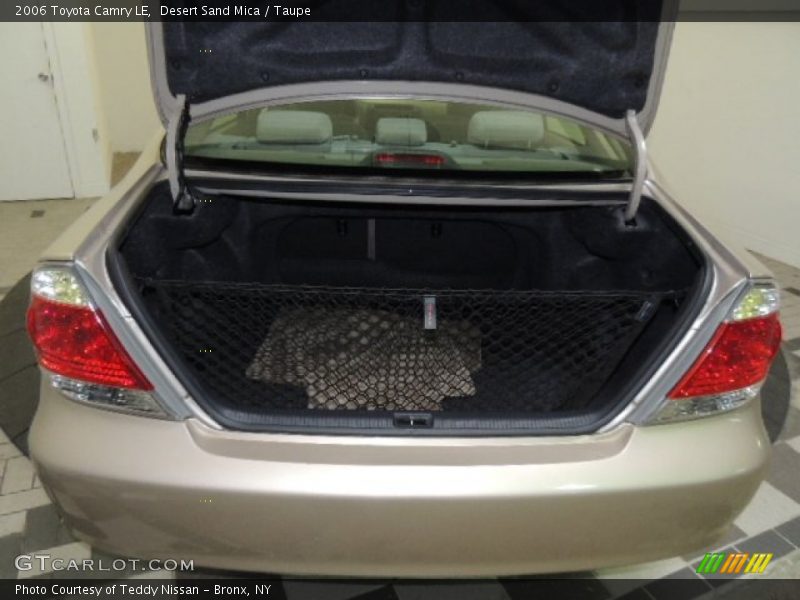 Desert Sand Mica / Taupe 2006 Toyota Camry LE