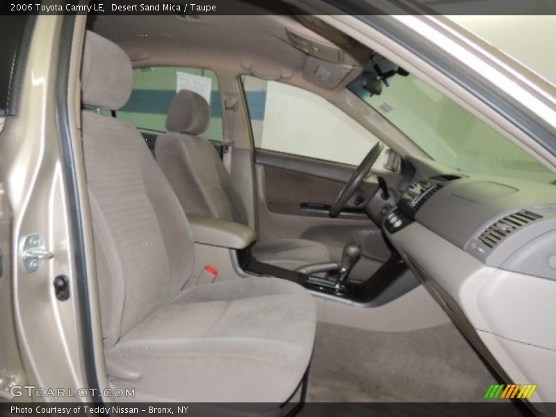 Desert Sand Mica / Taupe 2006 Toyota Camry LE