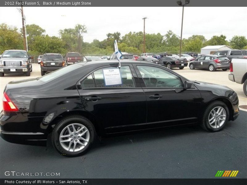 Black / Medium Light Stone 2012 Ford Fusion S