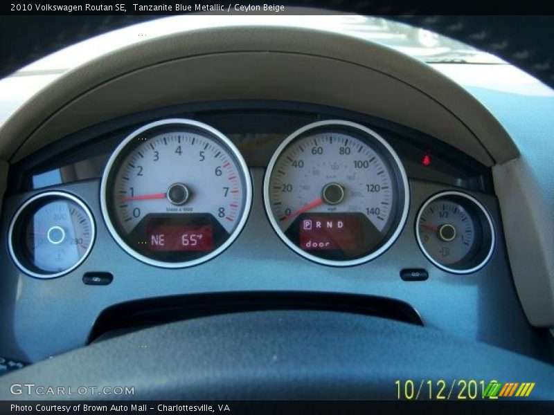 Tanzanite Blue Metallic / Ceylon Beige 2010 Volkswagen Routan SE