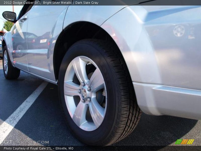 Bright Silver Metallic / Dark Slate Gray 2012 Dodge Caliber SXT