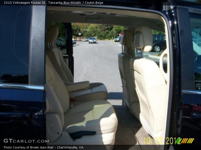 Tanzanite Blue Metallic / Ceylon Beige 2010 Volkswagen Routan SE