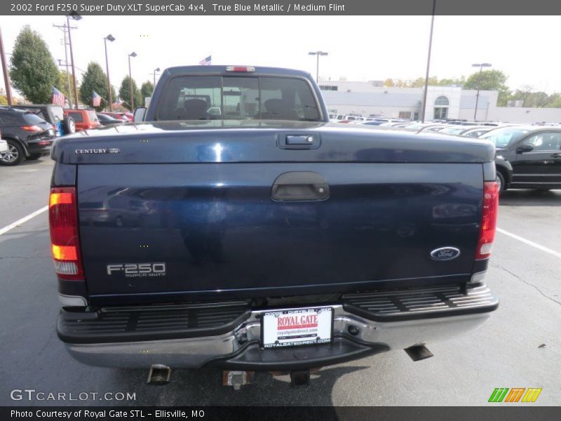 True Blue Metallic / Medium Flint 2002 Ford F250 Super Duty XLT SuperCab 4x4