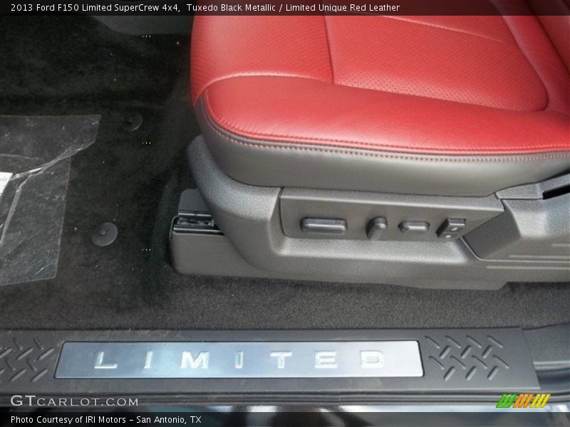  2013 F150 Limited SuperCrew 4x4 Logo