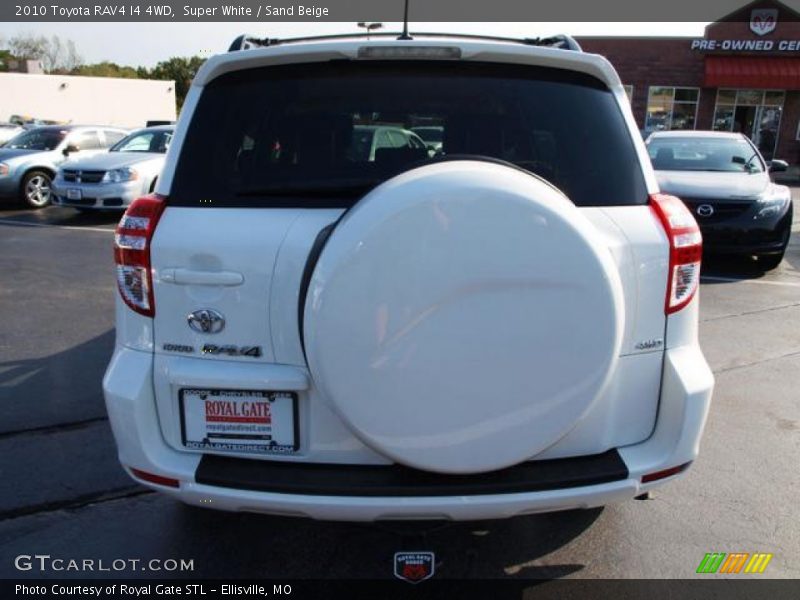 Super White / Sand Beige 2010 Toyota RAV4 I4 4WD