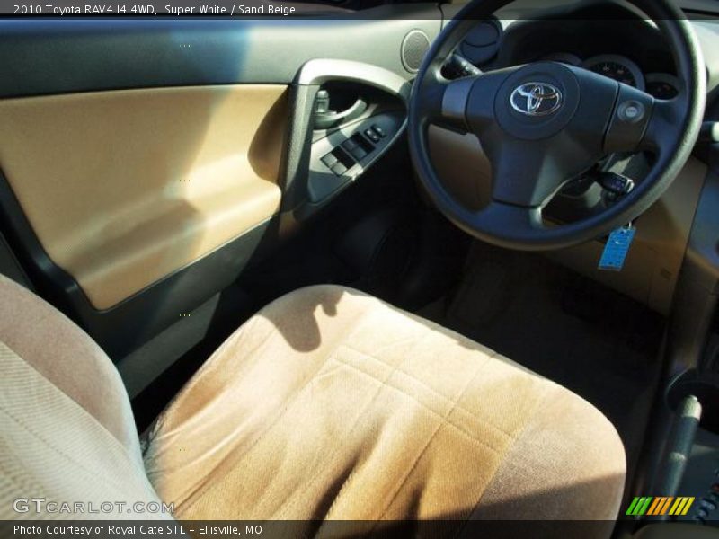 Super White / Sand Beige 2010 Toyota RAV4 I4 4WD