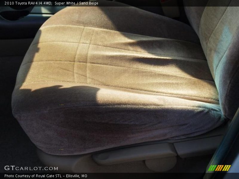 Super White / Sand Beige 2010 Toyota RAV4 I4 4WD