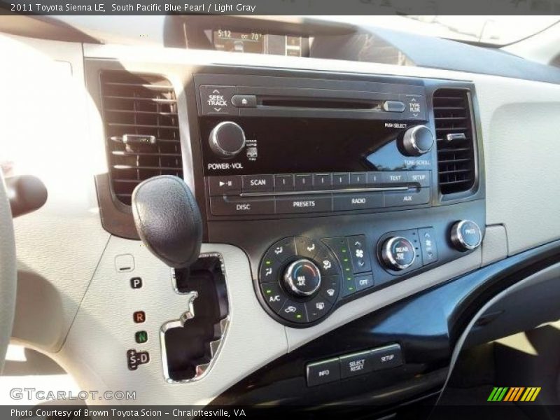 South Pacific Blue Pearl / Light Gray 2011 Toyota Sienna LE