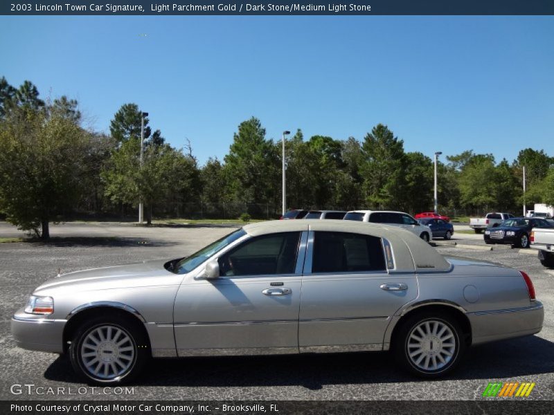 Light Parchment Gold / Dark Stone/Medium Light Stone 2003 Lincoln Town Car Signature