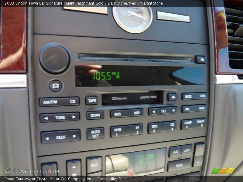 Light Parchment Gold / Dark Stone/Medium Light Stone 2003 Lincoln Town Car Signature